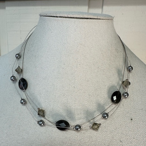 Nine infinity vibe necklaces in many colors - Picture 6 of 12